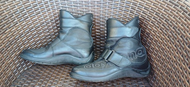 Daytona Shorty motoros csizma 41-42-es lábra