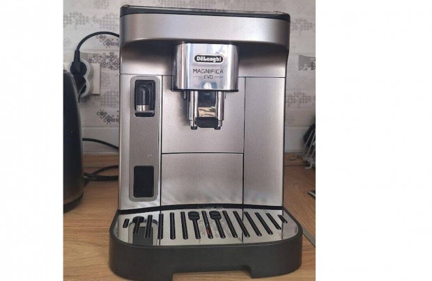 De'Longhi Magnifica Evo ECAM290.81.TB Automata kvfz