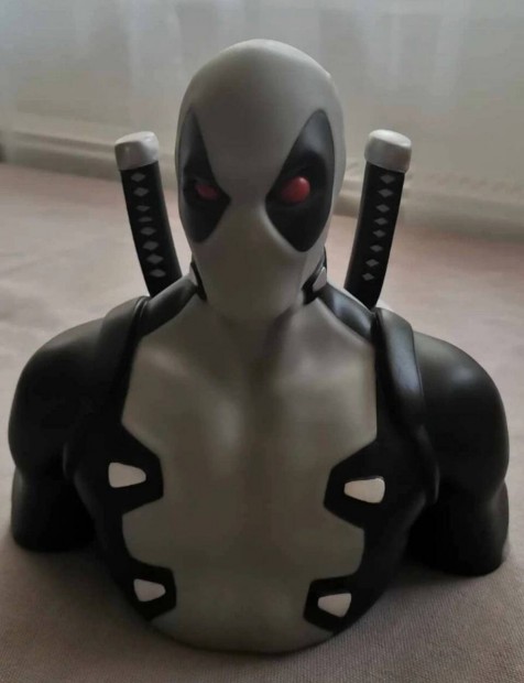 Deadpool X-Force persely 