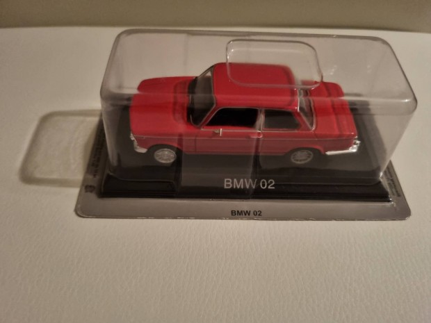 Deagostini 1:43 j bontatlan modell 1/43 BMW 02