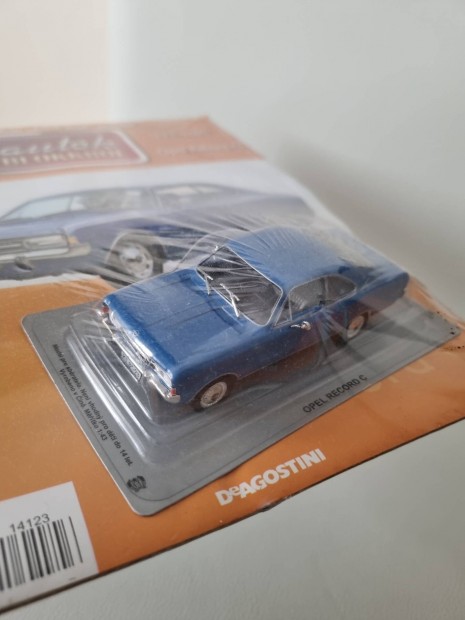 Deagostini 1:43 j bontatlan modell 1/43 Opel Rekrod Coupe