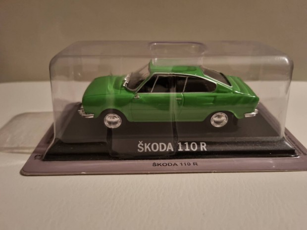 Deagostini 1:43 j bontatlan modell 1/43 Skoda Rapid 110R