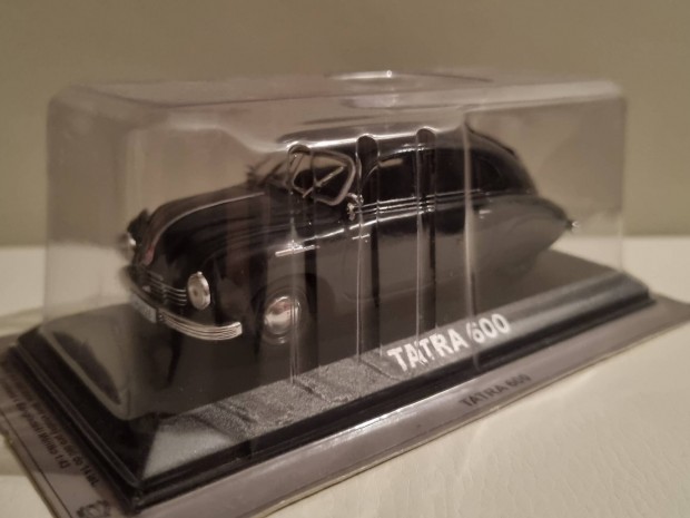 Deagostini 1:43 j bontatlan modell 1/43 Tatra 600