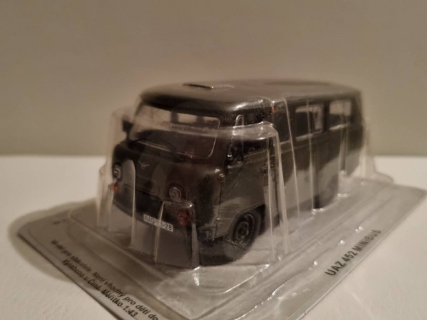 Deagostini 1:43 j bontatlan modell 1/43 UAZ 452 busz