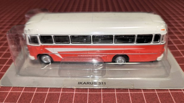 Deagostini Ikarus 311 1:72