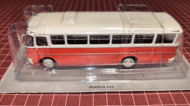 Deagostini Ikarus 620 1:72