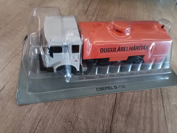 Deagostini legends teherautk Csepel D-750 1:43 mret modell 