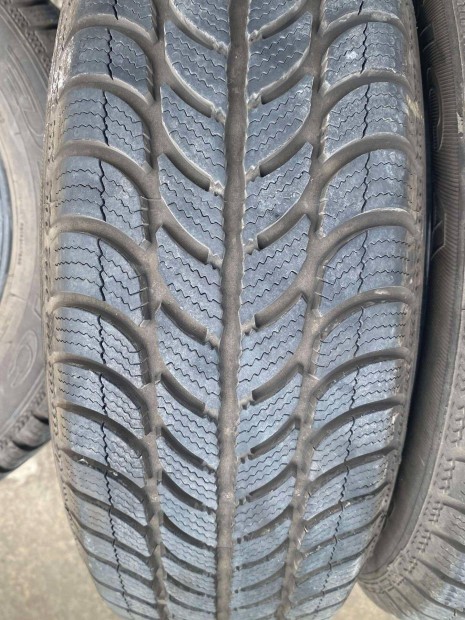 Debica téli gumi alig futott gyakorlatilag új /ugyanitt nyári gumi is