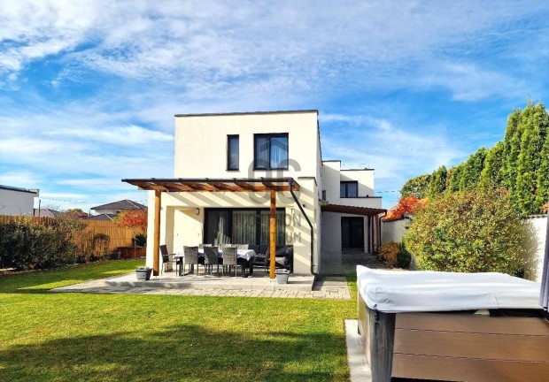 Debrecen Csigekert: Modern  otthon, ahol a j�v�je kezd�dik!