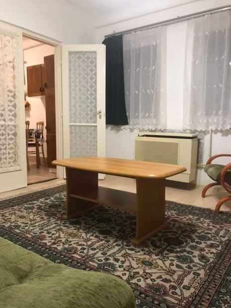 Debrecen De-MK Campus m�g�tt kiad� lak�s - alb�rlet