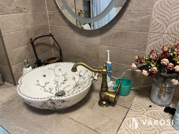 Debrecen Mellett, Bocskaikertben J� H�z Elad�!