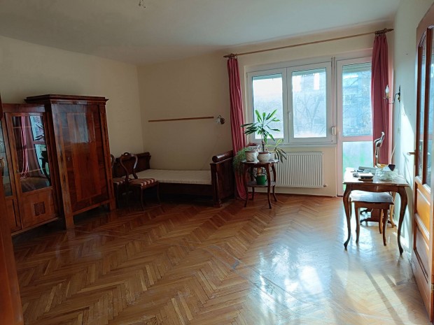 Debrecen Nagyerd� egyetemek k�zel�ben gy�ny�r� 75 m2 lak�s