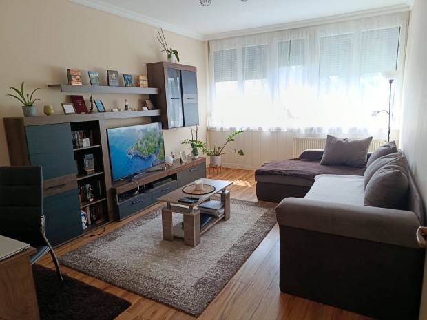 Debrecen Vargakert eladó lakás