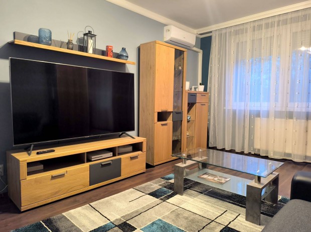 Debrecen, T�c�skert Der�k utc�n Fel�j�tott, Erk�lyes lak�s elad�!