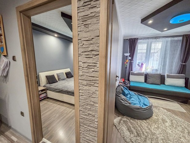 Debrecen �s Apafa k�z�tt az erd� szomsz�ds�g�ban �sszkomfortos