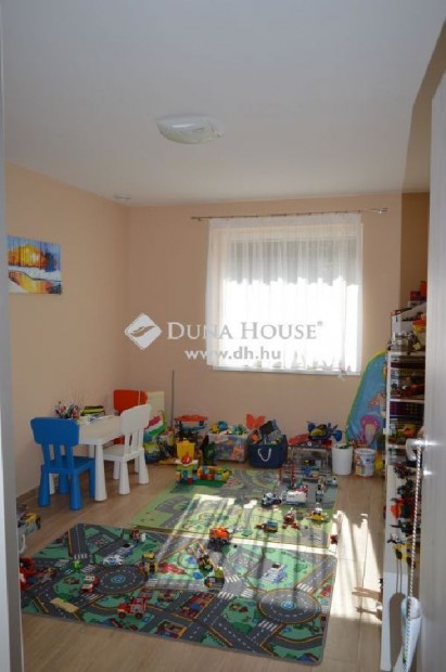 Debreceni 116 nm-es ház eladó
