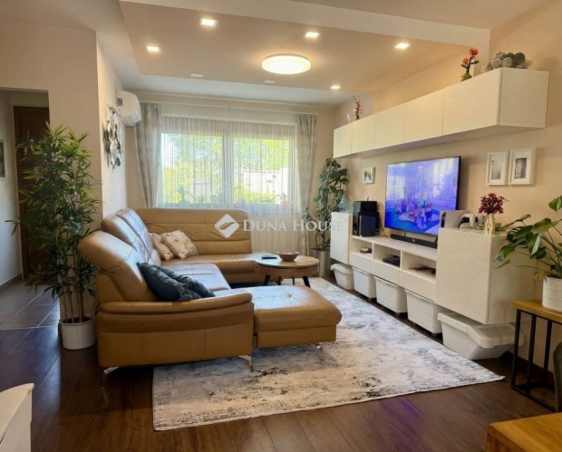 Debreceni 173 nm-es h�z elad�