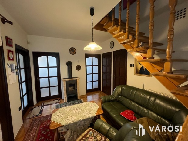 Debreceni 5 Szob�s J� H�z Csendes Kertv�rosi K�rnyezetben!