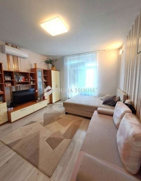 Debreceni 80 nm-es h�z elad�