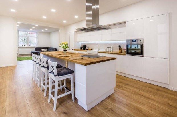 Debreceni elad� 137 nm-es h�z #5175474