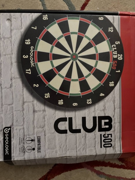 Decathlon Dartstabla Club 500 vadonatuj