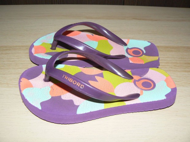 Decathlon Tribord 27/28 kislány saru, papucs