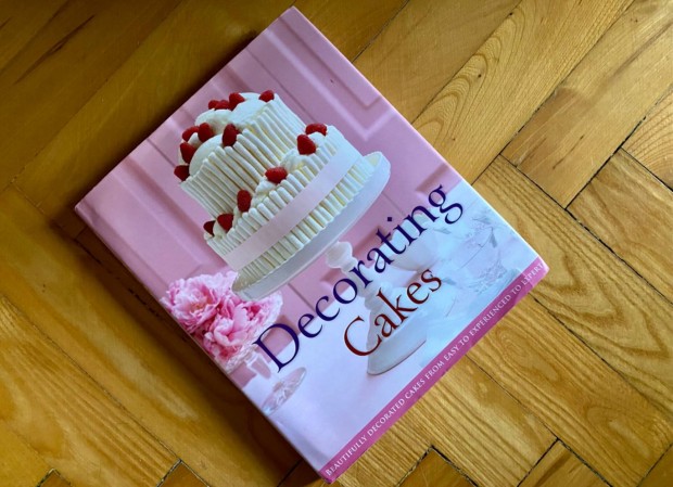 Decorating Cakes - angol nyelv