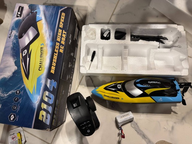 Deerc Challenger 2014 brushless RC haj