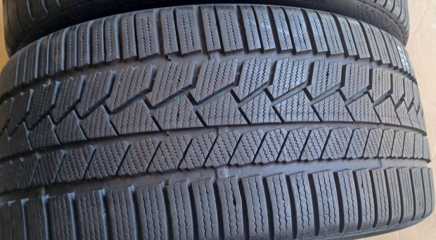 Defekttűrő Continental Wintercontact 245/35 R19 téli gumik 4db