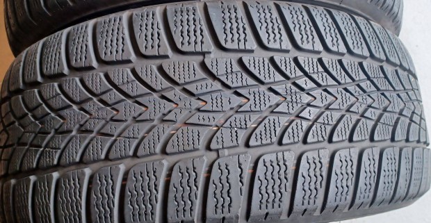 Defekttr Dunlop Spwintersport 4D 225/50 R17 tli gumik 4db