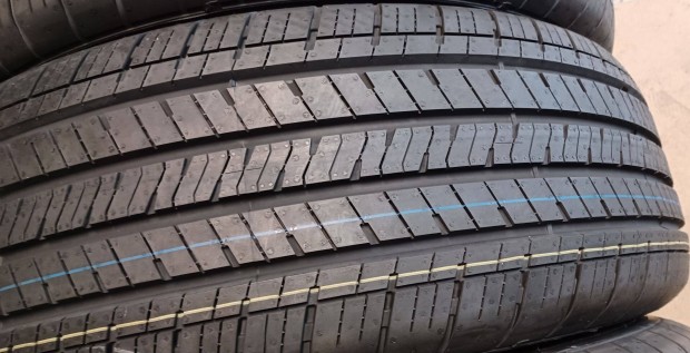 Defekttűrő Good/Year Eagle 235/60 - 255/55 R18 négyévszakos gumik 4db