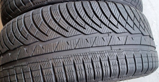 Defekttűrő Michelin Pilot Alpin 245/45 R18 téli gumik 4db