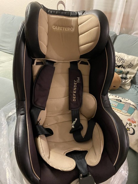 Defender Plus 0-18kg gyerekls Isofix