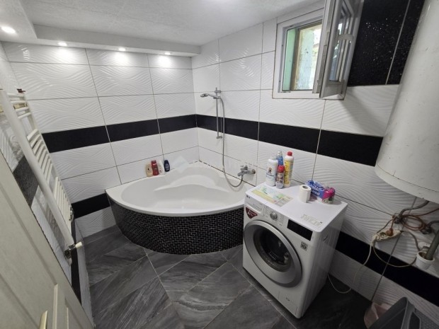 D�gi elad� 62 nm-es h�z