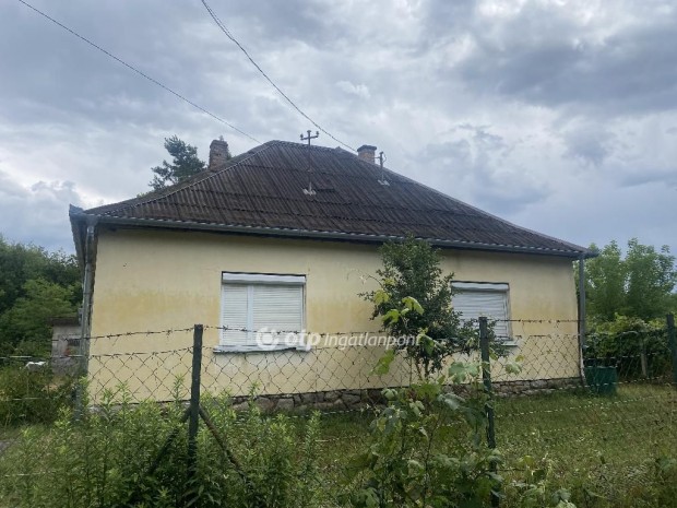 Dejtri elad 106 nm-es hz