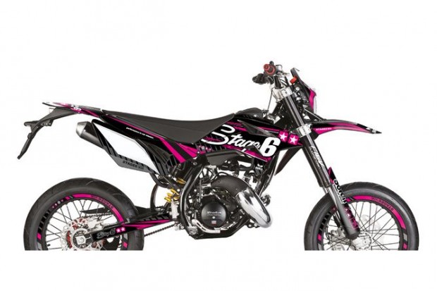 Dekorációs készlet Beta RR 2011 - 2020 Stage6 Pink