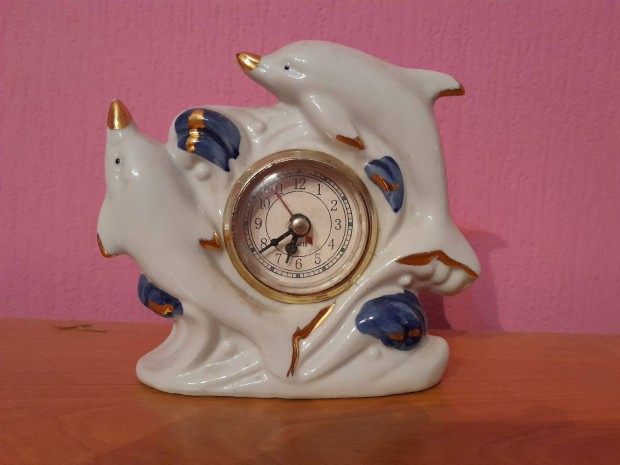 Delfin porcelán óra