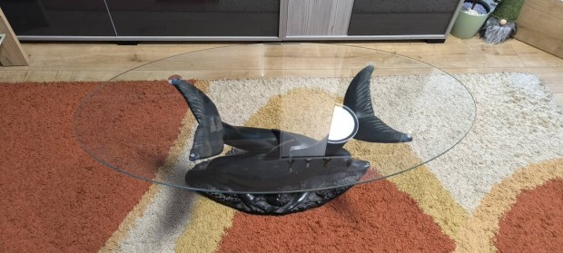 Delfines doh�nyz� asztal sz�p �llapotban