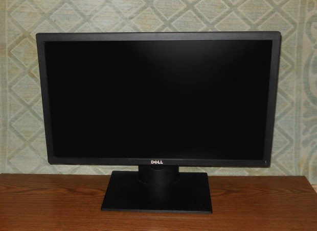 Dell 22" Full HD LED Monitor, Displayport, VGA