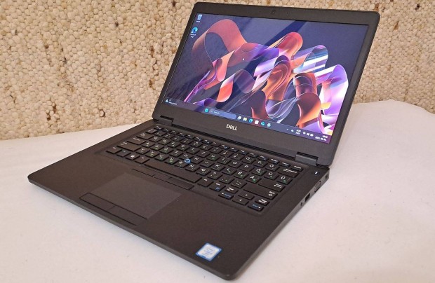 Dell 5490 14" notebook