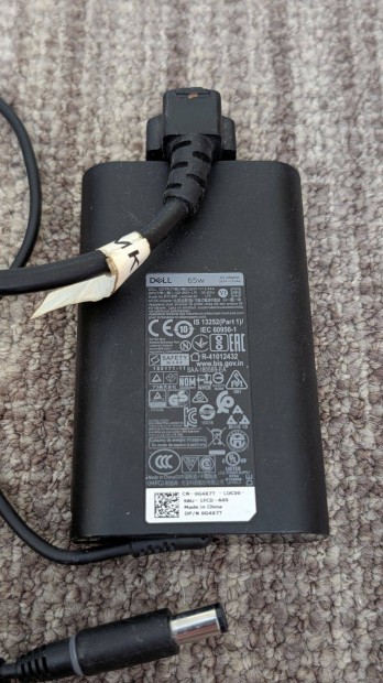 Dell 65W-os notebook töltő, centerpin-es, 19.5V 3.34A