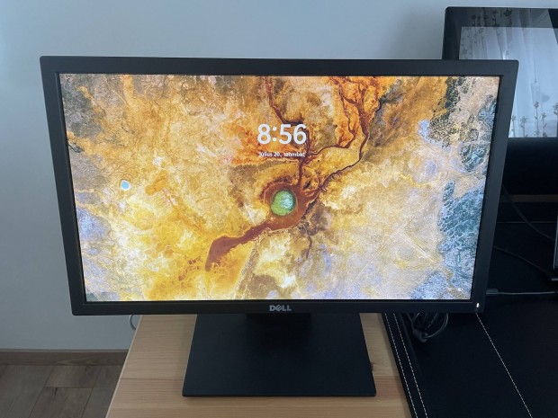 Dell E2216H 22" LED monitor