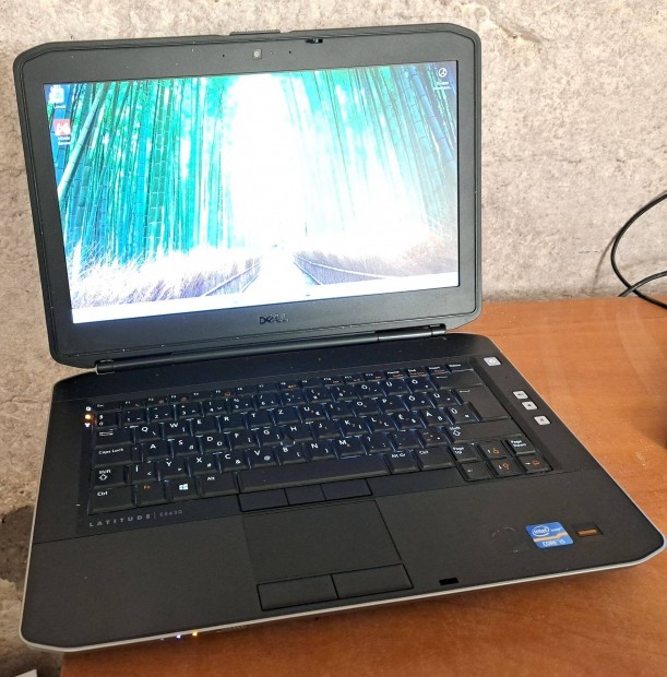 Dell E5430 laptop (14/i5-G3/4GB/128SSD/Magyarvilgts/Win11)