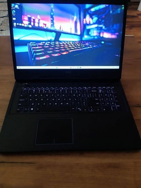 Dell G7 Óriás Gamer Laptop 17.3"FHD i7 8750H 32GB 1.25TB Rtx 2060 6GB