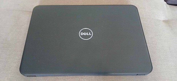 Dell Inspirion 15 3521 laptop , mkdik de . ( csere jhet )