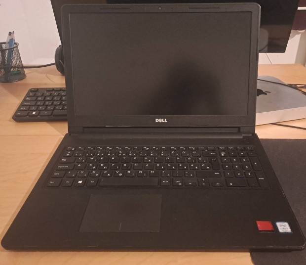 Dell Inspiron 15 3576