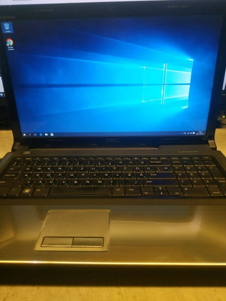 Dell Inspiron 1764, 17,3"-es i5-s laptop