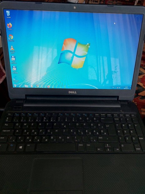 Dell Inspiron 3521