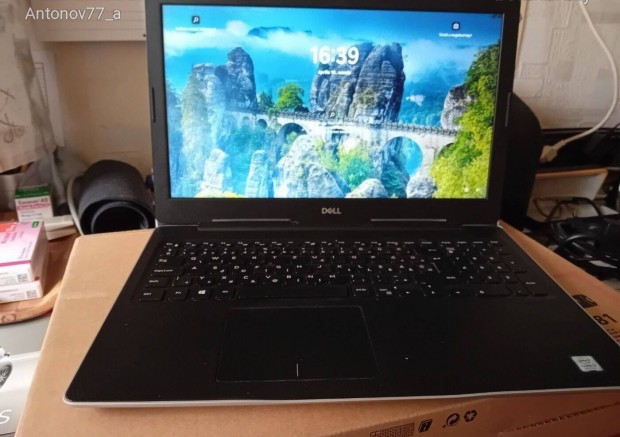 Dell Inspiron 3583 i3 8.gen ezst laptop sajt dobozban