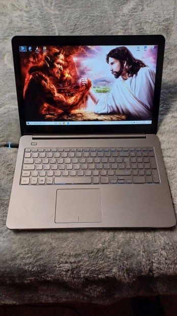 Dell Inspiron 7537